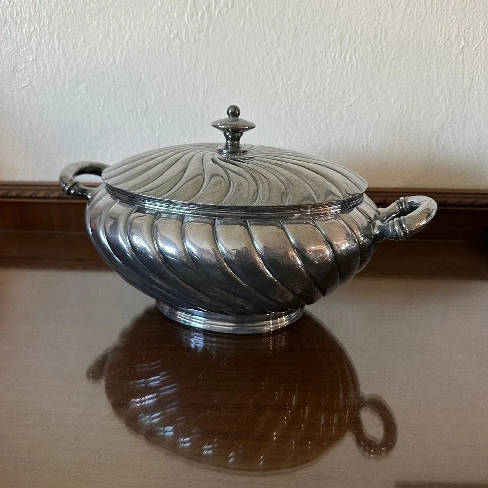 Meriden Britannia Company vintage meriden